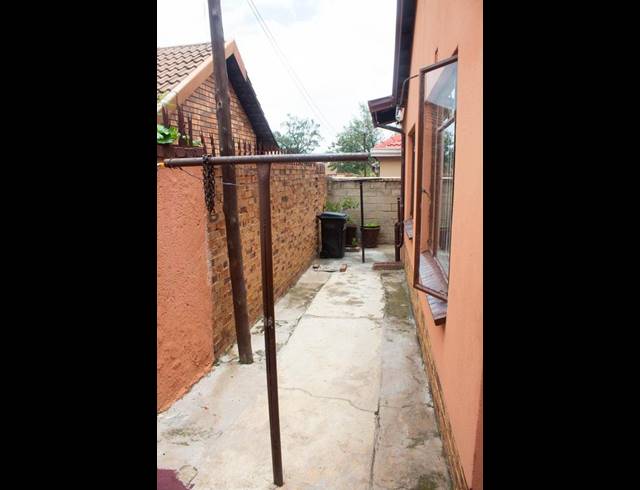 3 BEDROOM HOUSE FOR SALE IN DHLAMINI